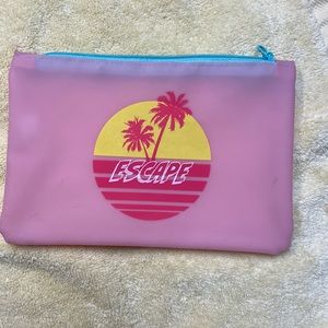 Escape logo IPSY Make-up Bag